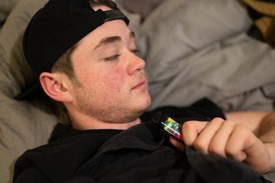 Nikotinové sáčky – objevte výhody a nevýhody nikotinových sáčků pro moderní uživatele