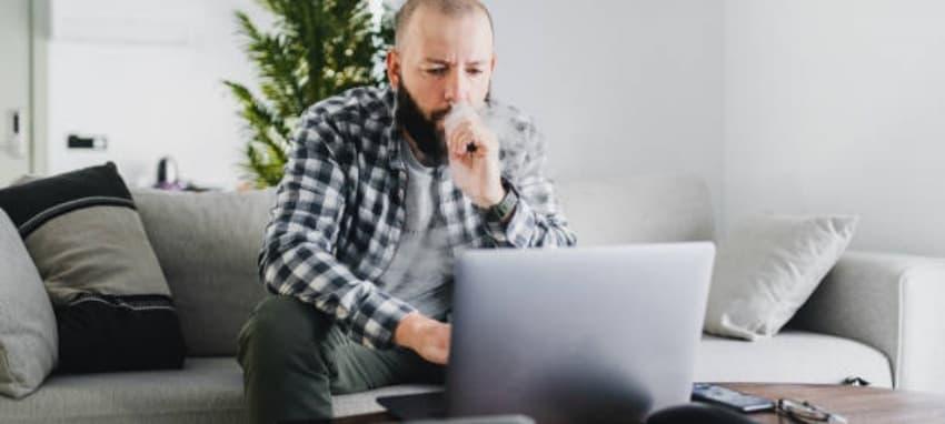 Praktický průvodce e cigareta nabíječka jak vybrat správnou nabíječku a prodloužit životnost baterie