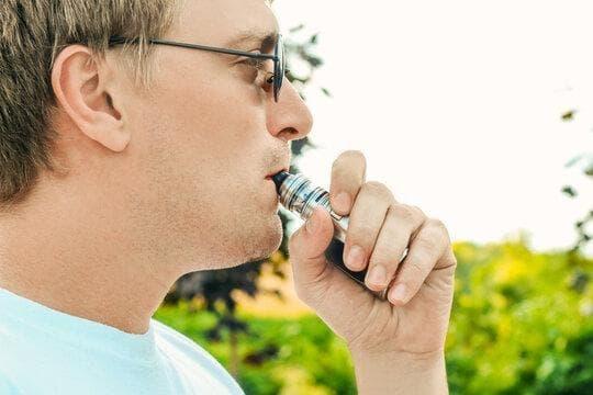 e cigareta nabíječka – jak vybrat tu nejlepší e cigareta nabíječku pro dlouhou výdrž